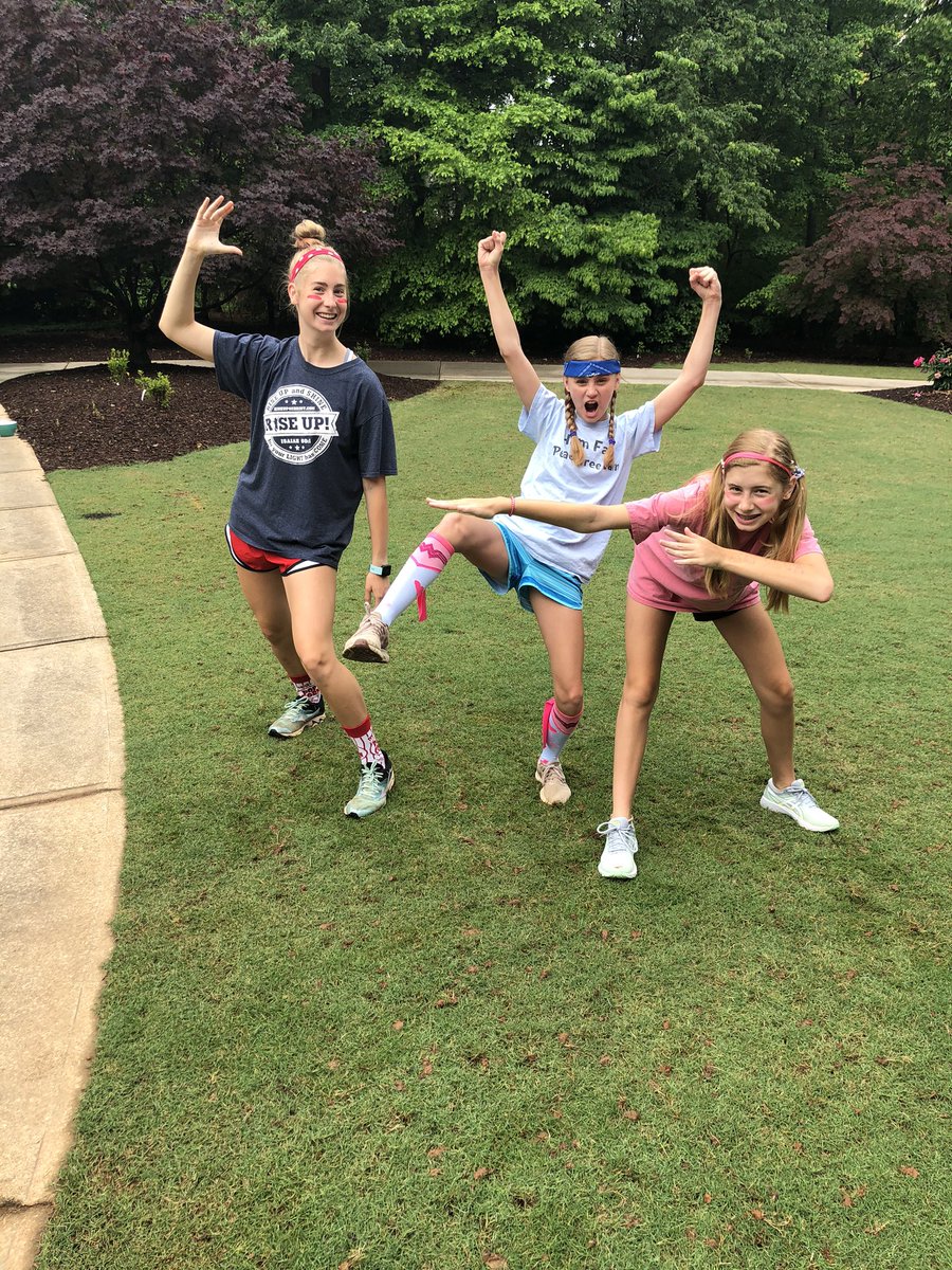 KathrynMulkey's tweet photo. Our last field day @MPE_Mustangs #bettertogethermpe https://t.co/S8mtDSAwwp