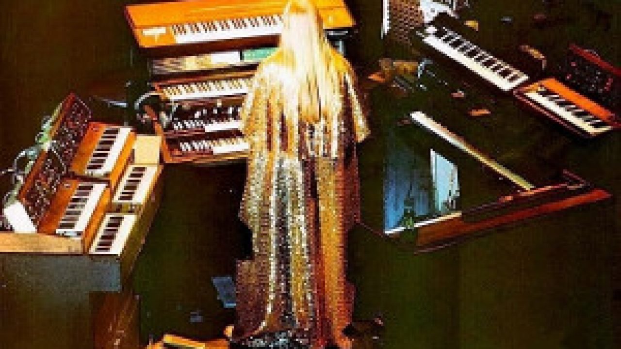 Happy birthday Rick Wakeman you fucking icon 