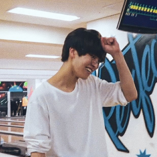  Lee Daeyeol - caring and sweet boyfriend- play bowling (will let you win if its make you happy)- eat sashimi