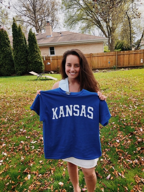 ProspectPolo's tweet photo. SENIOR SPOTLIGHT:‼️Caitlin Broz‼️

*Caitlin has been playing Water Polo for 6 years, playing on Prospect's varsity team all 4 years of high school!*

*She will be attending The University of Kansas in the fall* https://t.co/seUjuEjwum