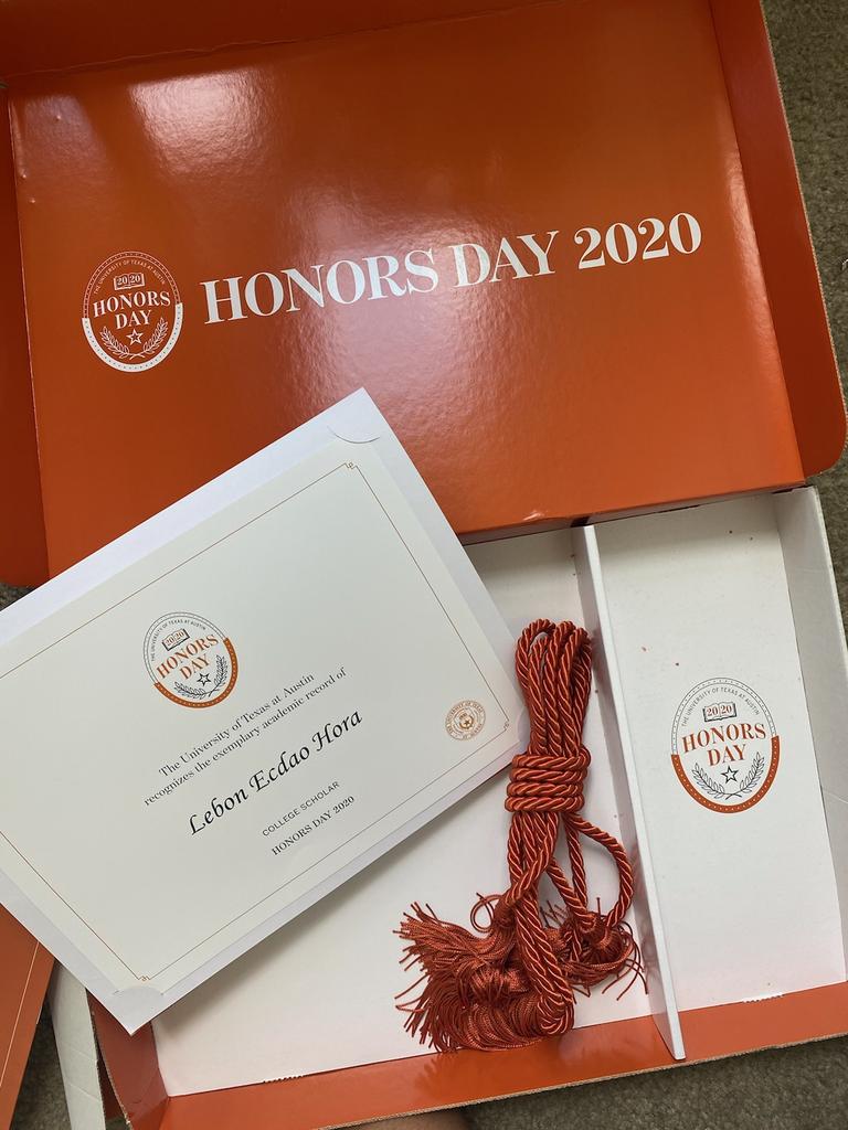 JeamesSailor's tweet photo. @EMHSAustinISD @AISD_CTE @caesar2656 @Fan4EMHS @EMVT_STEM @Jess_LopezG0323 Big congratulations to former #EMHSPanthers & Health Science student Lebon Hora for being honored recently by UTexas. #AISDproud #PawsUp #education @mbuchanan25 @EMHSjones @EMHScounselors https://t.co/dwhTyOrJpu