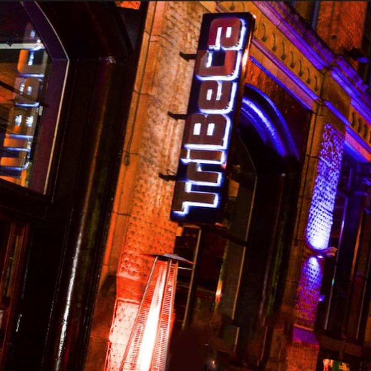 BeALocalHeroUK's tweet photo. Calling all Local Heroes!

@TribecaBar1, Manchester’s NYC Loft Style Bar, home to a variety of diverse events such as Cirque du So Gay, The Reggae Brunch, &amp; many projects supporting women in comedy!

#BeALocalHero - buy a voucher to support them today!

👉https://t.co/RbGiPAaljf https://t.co/eZdIOg0d8A