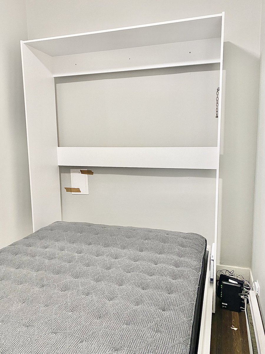 MurphybedsBroR1's tweet image. Patel’s 3rd bedroom/home office in Union City, NJ is tiny so he created the perfect multifunctional space thanks to a queen size Murphy bed with drop table! #Murphybeds #Maximizespace #droptable #homeoffice #anotherspacetransformed #nobodydoesitbetter