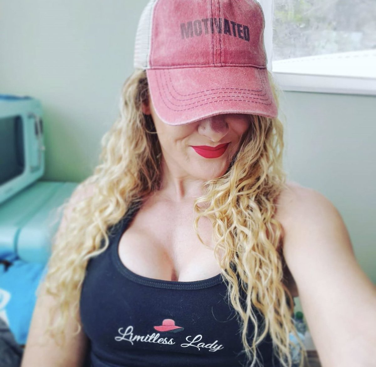 LadyLikeWays's tweet photo. Motivated Monday! 👒💪 https://t.co/MmeV9Q6x6y