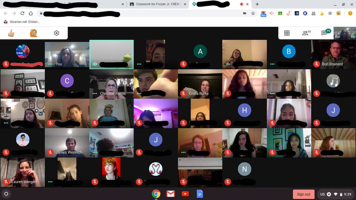 VWLibrarian1's tweet photo. It's a wrap! Frozen Jr. was postponed...that did not stop the wonderful cast and crew from holding a virtual cast party!  The best group of students and advisers.👍❄️☃️ @GriffinPride2 @WCSDEmpowers @MsFurnia https://t.co/KcrAQAgLWx