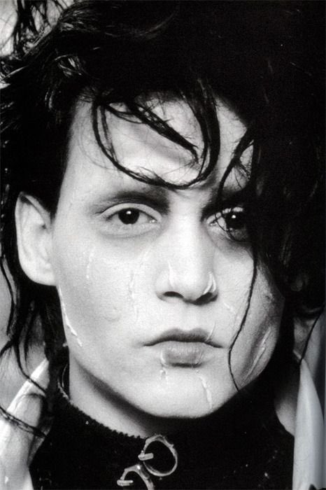 StabbySnakes's tweet photo. Just an appreciation post for one of Johnny Depp’s best roles; Edward Scissorhands <3 https://t.co/2IbAEFsMFy