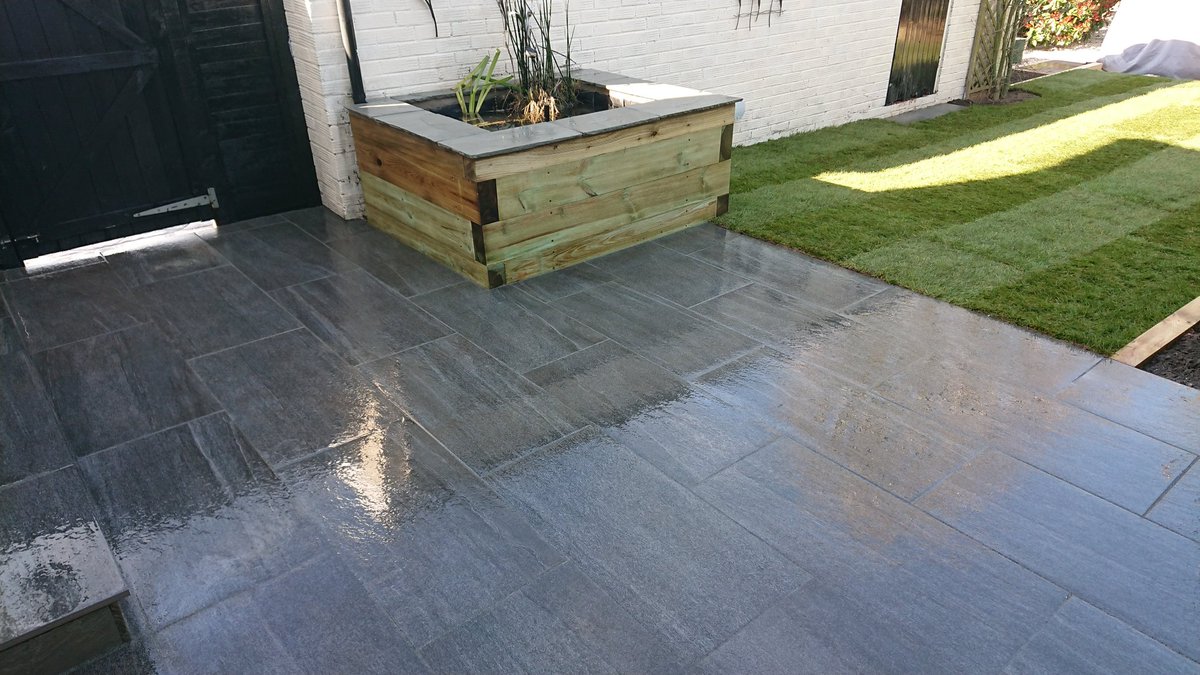GandJLandscapes's tweet photo. Here's just a few projects from team @GandJLandscapes using Italian porcelain supplied by @SandstoneUK Giving a very contemporary style and finish 👌#Nottingham #Landscaping #gardendesign #porcelain #Creatingyourperfectspace https://t.co/ACv8ewCRCD https://t.co/6p0tuwsmo1 https://t.co/9kzra5sVSU