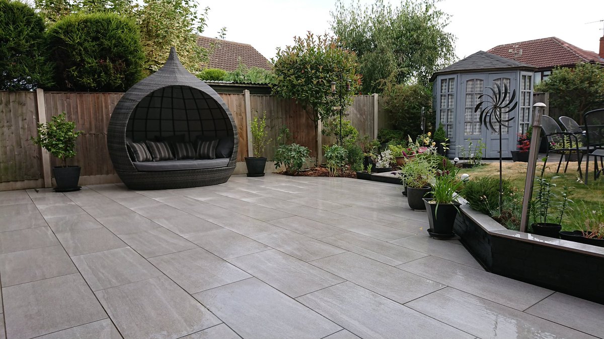 GandJLandscapes's tweet photo. Here's just a few projects from team @GandJLandscapes using Italian porcelain supplied by @SandstoneUK Giving a very contemporary style and finish 👌#Nottingham #Landscaping #gardendesign #porcelain #Creatingyourperfectspace https://t.co/ACv8ewCRCD https://t.co/6p0tuwsmo1 https://t.co/9kzra5sVSU