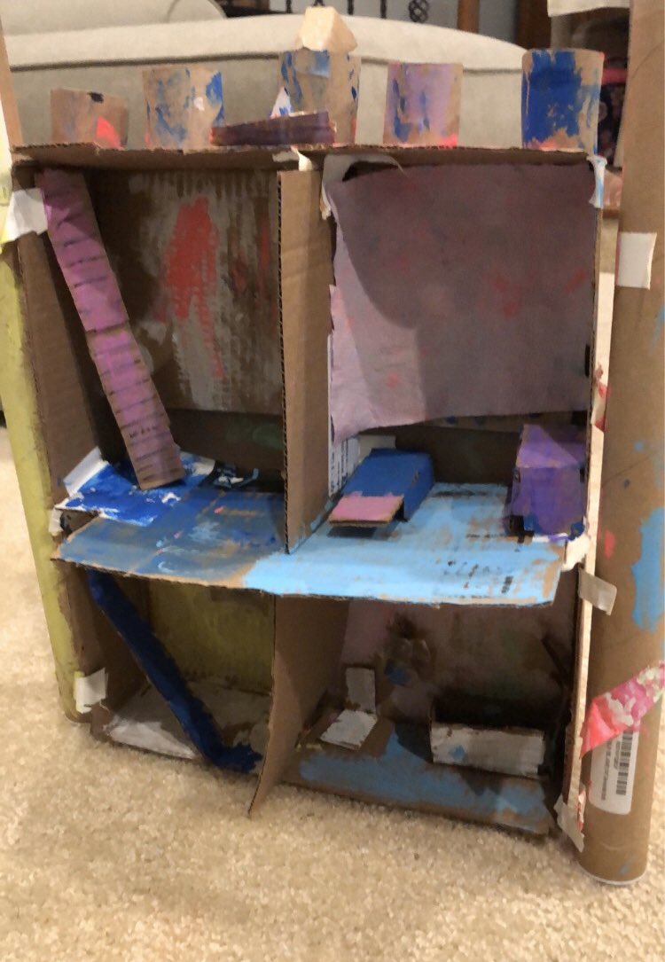 MrsGoff88's tweet photo. Emery accepted the #PWCSCardboardChallenge by making a castle with a bedroom, bathroom, staircases and a porch! 🏰 #lresPride @LakeRidgeES #PWCSGiftedEd https://t.co/VZRq7QR3PN