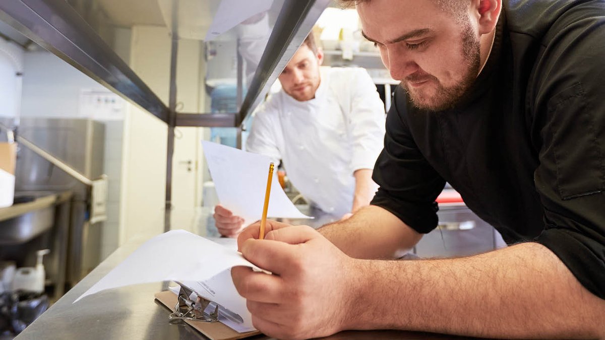 USFoods's tweet image. Last Friday the SBA released vital new information about PPP loan forgiveness. Join our experts to get up to speed on correctly using your PPP funds to ensure maximum loan forgiveness. The webinar starts May 19th at 10:00 a.m. Click here to register! bit.ly/2yXe7ln