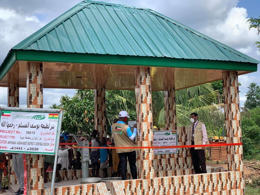 Agona2W's tweet photo. #AgonaWestIntrospective

A good leader always attract more investors; Agona West Constituency stands among sister constituencies in Central Region that attracts more goodies because of Hon. Cynthia Morrison; Over the weekend she commissioned 3 boreholes for 3 communities. https://t.co/I3Mt97ZCWS