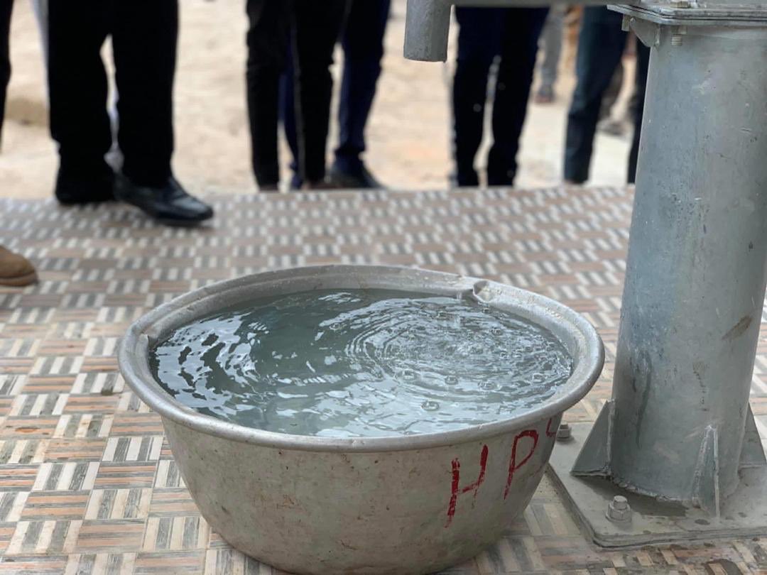 Agona2W's tweet photo. #AgonaWestIntrospective

A good leader always attract more investors; Agona West Constituency stands among sister constituencies in Central Region that attracts more goodies because of Hon. Cynthia Morrison; Over the weekend she commissioned 3 boreholes for 3 communities. https://t.co/I3Mt97ZCWS