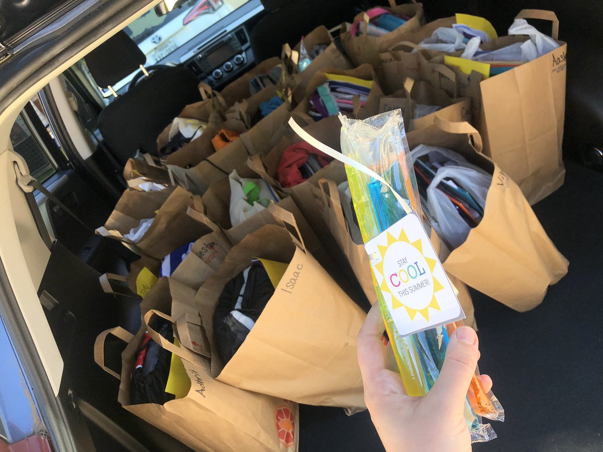 jesshansen17's tweet photo. Delivering school supplies today!! Glad we got to see our sweet students from a distance! 😊 #cisdathometogether #lakeside1920 https://t.co/p0dA9Kguuq