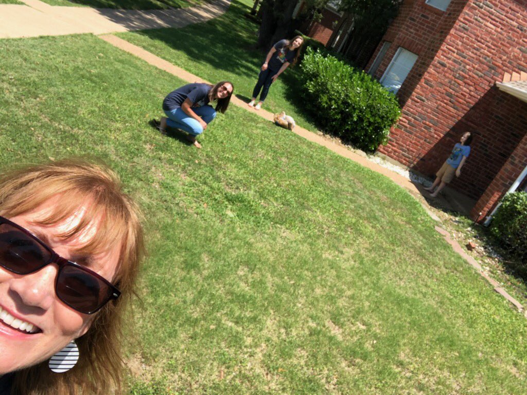 jesshansen17's tweet photo. Just look at all those big smiles!! Successful and safe home deliveries! #lakeside1920 #cisdathometogether https://t.co/28KuCAJFpY