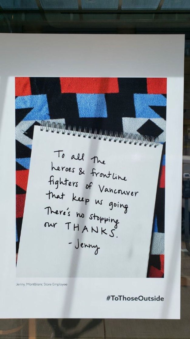 kiiwiit_es's tweet image. Montblanc llena los escaparates de sus tiendas de Vancouver, San Francisco, Nueva York, Toronto y Chicago con mensajes de agradecimiento.

Estas notas escritas a mano  son dedicados a todos los trabajadores esenciales.

#kiiwiiT 🥝 #ToThoseOutside #marketing #tienda #escaparate