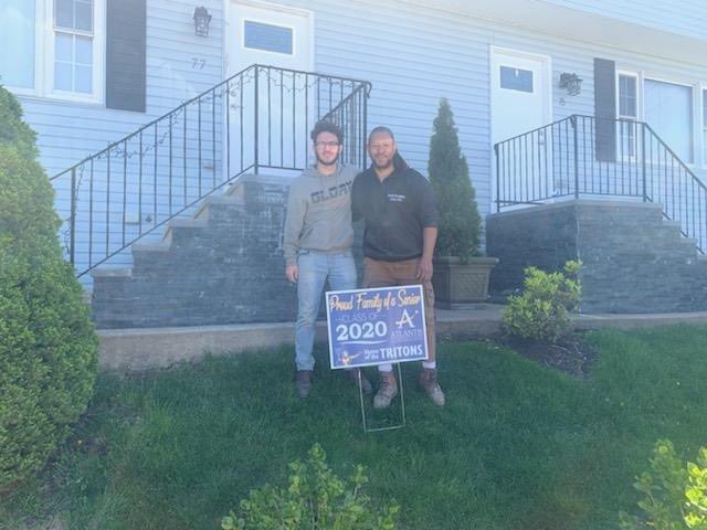 ACS_Tritons's tweet photo. We're celebrating the Class of 2020π
It was so great to see our seniors and their families this week when we delivered these lawn signs. Congratulations!
#ACSclassof2020 #ACSisUNITED https://t.co/harNfwpfAq