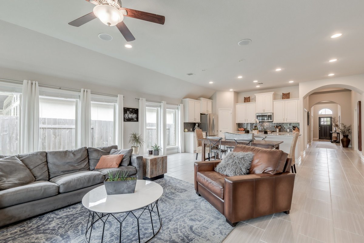 Whether buyers are down the road or across the country, bring your listing to them with a 360 Walkthrough Tour! Learn more about #TwistTours 360 Walkthroughs, and order your own at bit.ly/2ThtKe5! #RealEstateMarketing 

Photos/Scan by Alec Knight for  <a href="/cainrealtygroup/">Cain Realty Group</a>