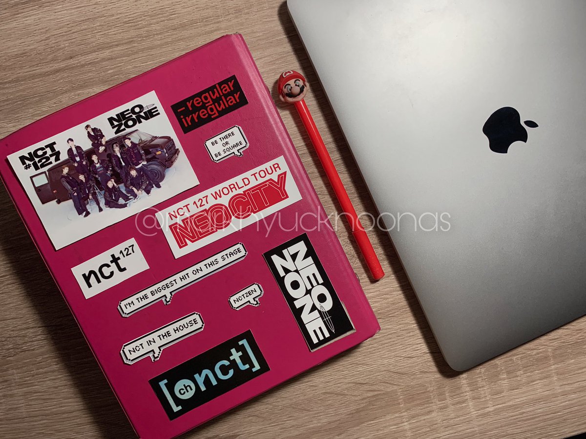 markhyucknoonas's tweet photo. Ada lagi yg mau order? Yuk 15k aja😍😍
#stiker #jualstiker #nct #jualstikernct #stikernct #stikernctmurah #stikermurah #nctfankit #fankitnct https://t.co/x20Ueldncx