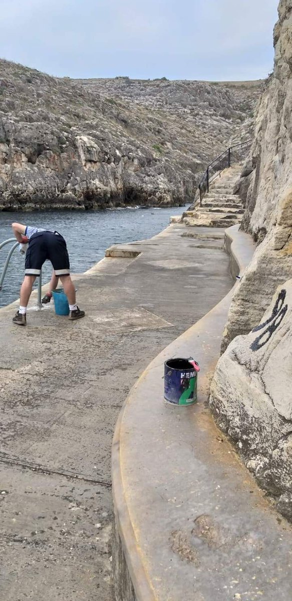 deodebattista's tweet photo. Wied iż-Żurrieq &amp; Lapsi @CleanMalta

Xogħol ta’ manutenzjoni - Kull sena jitwaħħlu aktar minn 340 sellum  Nixtieq nirringrazzja lill-ħaddiema kollha tad-Divizjoni għat-Tindif u Manutenzjoni. 

 Nirringrazzja wkoll lil Ministru @JuliaFarrugia tal-appogg kontinwu. https://t.co/0yYKJmNDh2