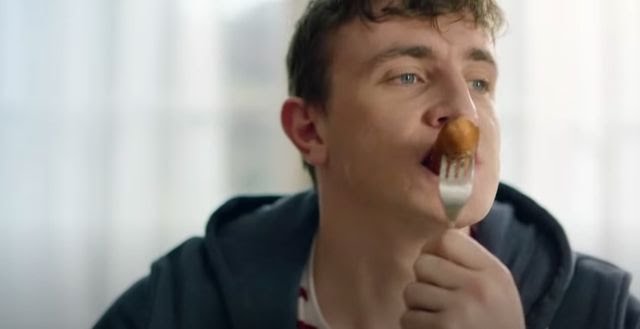 back_the_BBC's tweet photo. #NormalPeopleFactoids
@mescal_paul was known for his Irish sausage advert before he joined the cast of #NormalPeople 
#PaulMescal https://t.co/DnXa6ESDSk