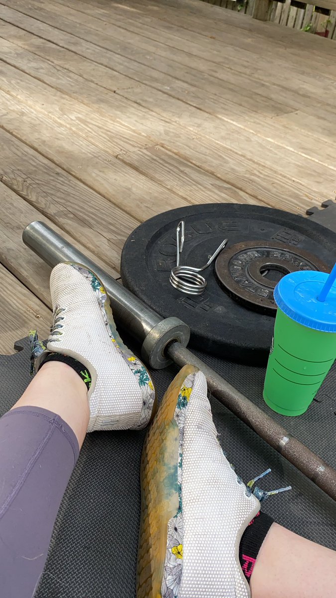 Getting ready to celebrate Move-It Monday with an outdoor workout! #vdvdistancelearning #Allin4theVille #D42s_Crew