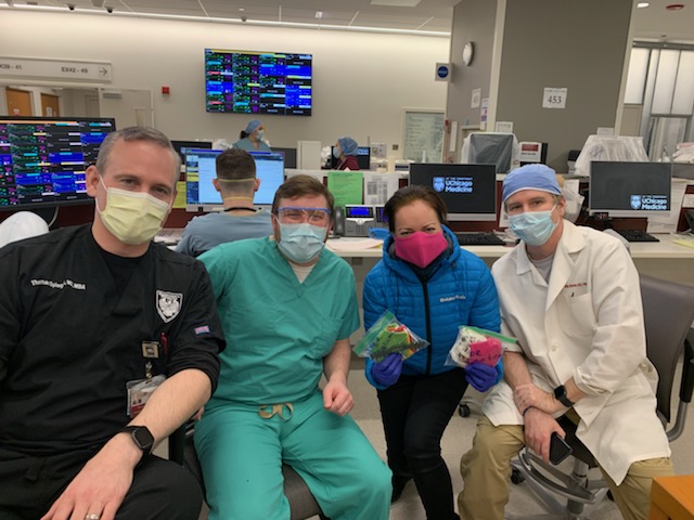 PpeHunt's tweet image. Kudos to @yanareznik, Lilia Kogan, @ArtistsARM and all the wonderful PPE and Mask Hunt volunteers.  Over 5,000 PPE have been provided to essential businesses &amp;amp; vulnerable individuals since 3/31!
#COVIDkindness  #PPE  #Masks4All #sewing