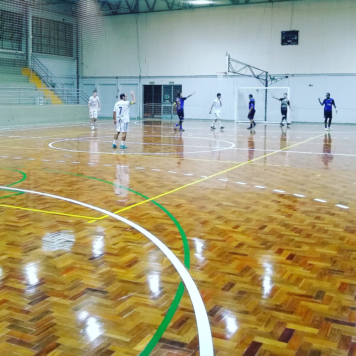 nh_wolves's tweet photo. Só nos estamos com saudades ? .
.
.
.
.
#tb #eowolvespai #futsal #novohamburgo #saudades #futsal⚽ #futsala https://t.co/xNB0Pf9hC5