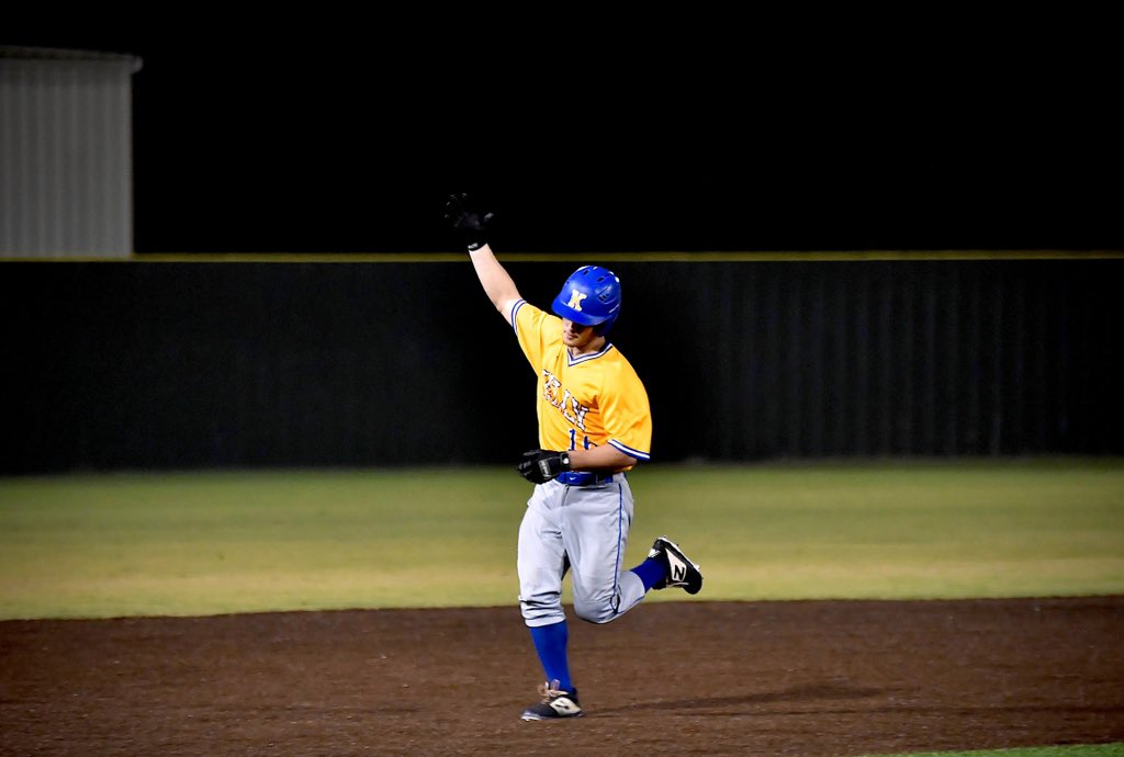 oshel02's tweet photo. Beyond blessed to say I will be continuing my academic and athletic career at my hometown school Lamar University! Thank you God, and all the family friends and coaches who supported me along the way. Big Thanks to @Lamar_Baseball and @WillDavis44 for the opportunity. #PeckEm https://t.co/K8463rFjwQ