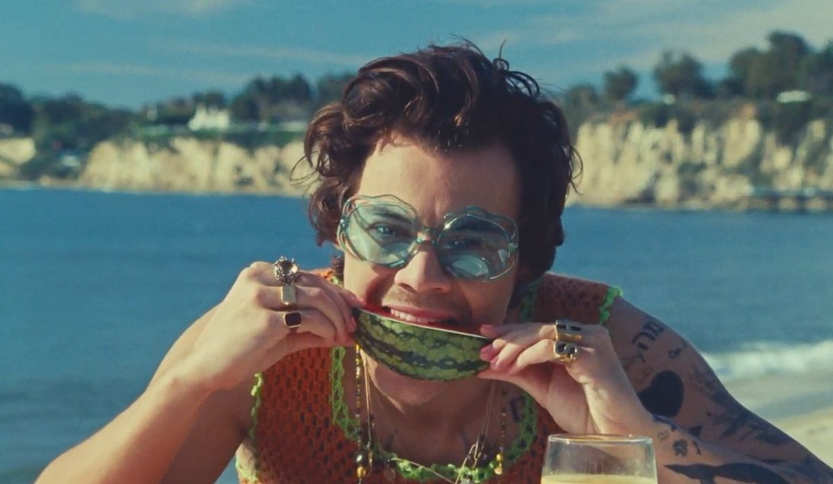 raysilva240's tweet image. Nunca quis tanto ser uma melancia na vida
#WatermelonSugar