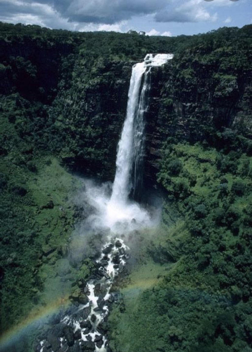 1) Chute de Lofoï, 2) Chute de Zongo 3) Chute de Vampa et 4) Chute au Kivu .