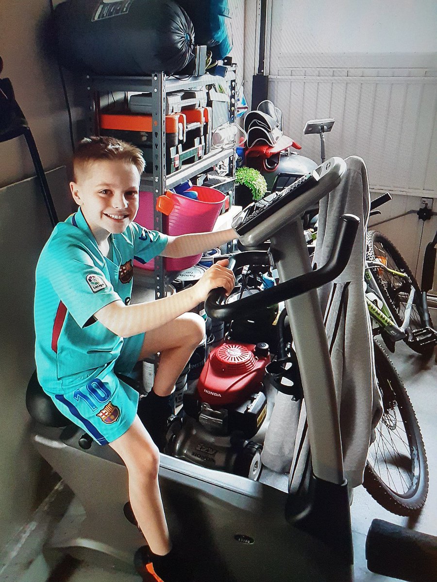 2 bike rides are better than 1 #pegrid #SimpsonFitnessFortnight @P5CSPS <a href="/Tennant_PE/">Mr Tennant</a> <a href="/WLPENetwork/">West Lothian Primary PE Network</a>