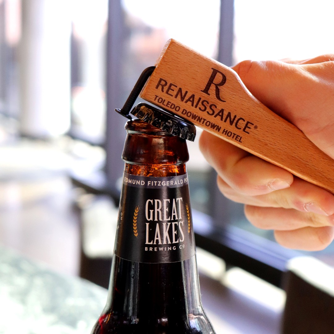 We can't wait to crack open a few beers and lounge on the patio tonight. 

#RenHotels #RenaissanceToledo #TheHeightsToledo #RooftopBars