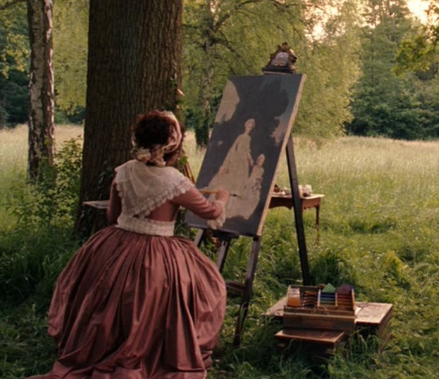Pues es Marie-Louise-Élisabeth Vigée-Lebrun (1755-1842), pintora francesa de retratos muy demandada y famosa en el siglo XVIII. Se estima que pintó alrededor de 900 obras a lo largo de su vida, las cuales unas 700 serán retratos.Pero, ¿qué hace en esta escena?