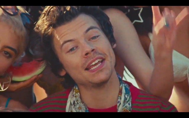 aronvstyles tweet picture