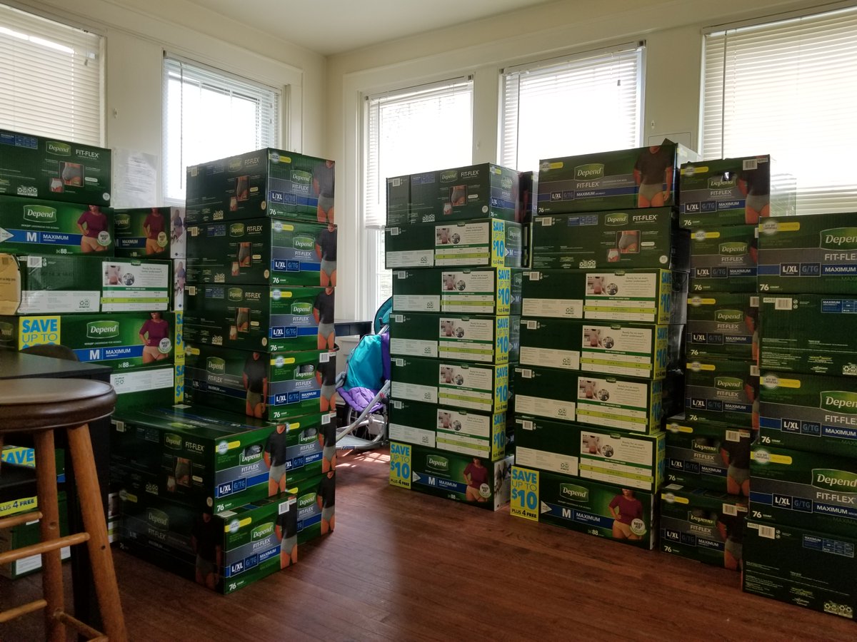 FamilyPromiseDE's tweet photo. We received our largest in kind donation in recent memory this past Friday. The Kimberly Clark Company dropped off nine pallets worth of donations! Donations include multivitamins, bottled water, and depends. 

Thank you @KCCorp!

#homelessness, #homeless, #netde https://t.co/NjF68Fzb9p