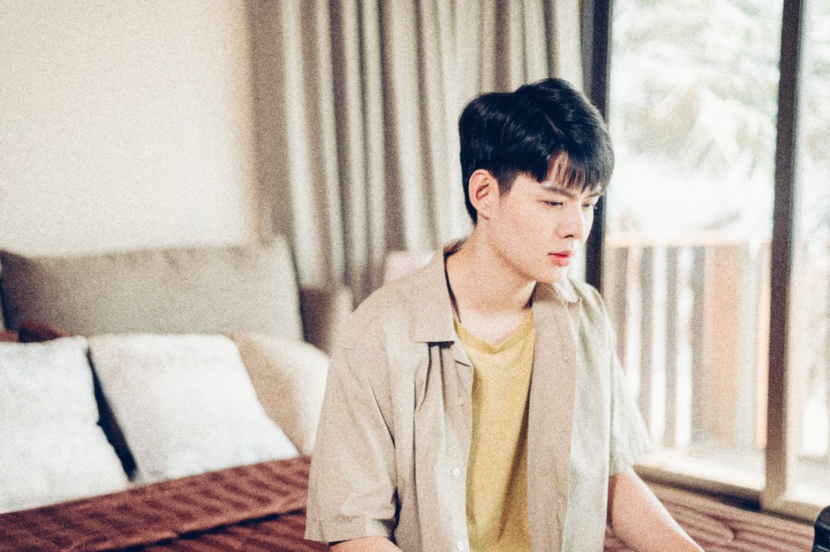 Saint_sup's tweet photo. Happy Birthday นะเตอร์สบายดีป่าวไม่ได้เจอกันตั้งนาน อยากเป็นคนสุดท้ายที่แฮปนาย #Saint_sup #MingEr https://t.co/syVGocyPGf