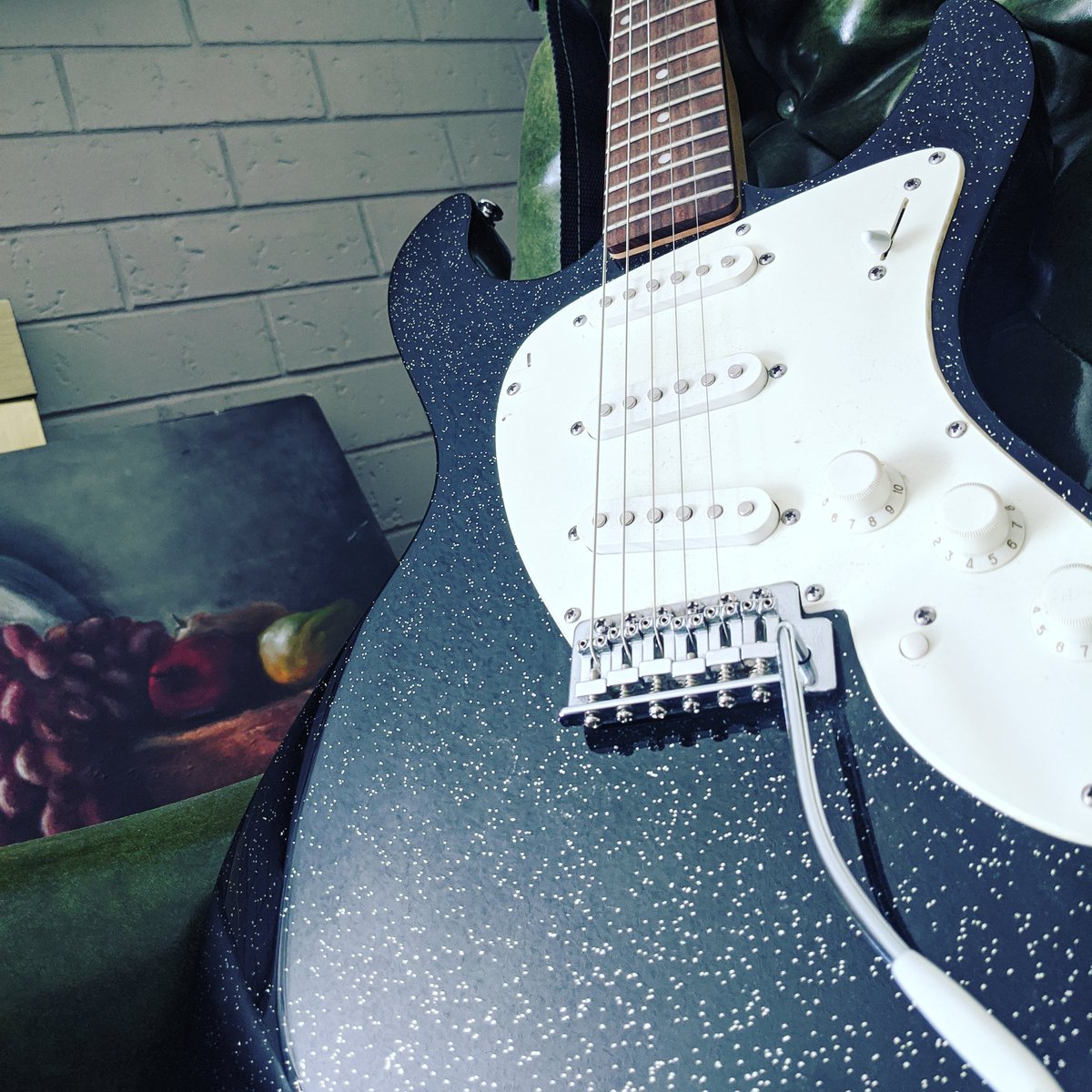 olivershiny's tweet image. Taking up guitar, because I have one too few annoying habits.

What songs should I learn? I will entertain suggestions, in a grumpy sort of way.

#amwriting #wellnessquest #vikinghipster #metalhead #books #punk #viking