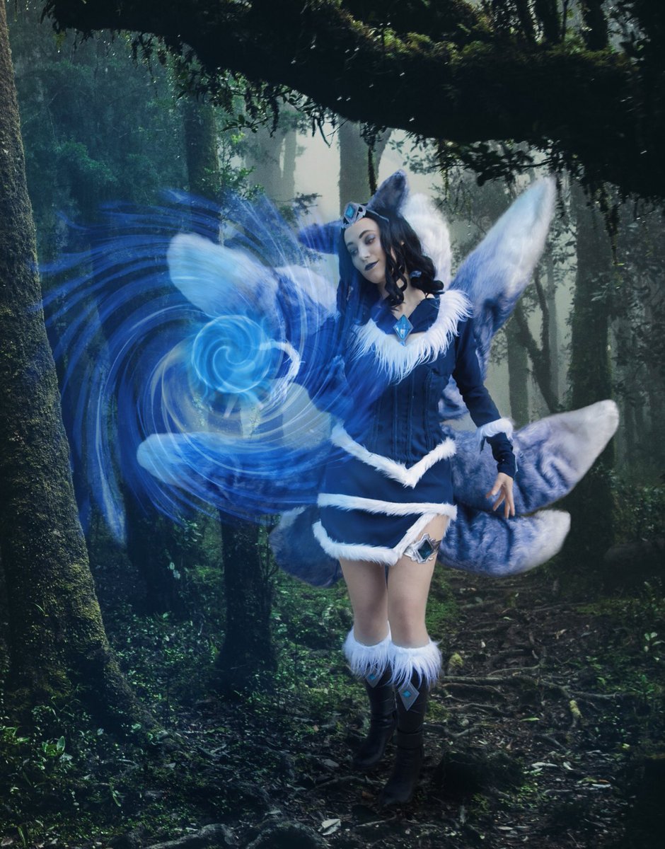 kamaricosplay's tweet photo. What's everyone's favorite Ahri skin? #riotgames #leagueoflegends @leagueoflegends #ahri #ahriskin #cosplay https://t.co/NRXYOxsEMx
