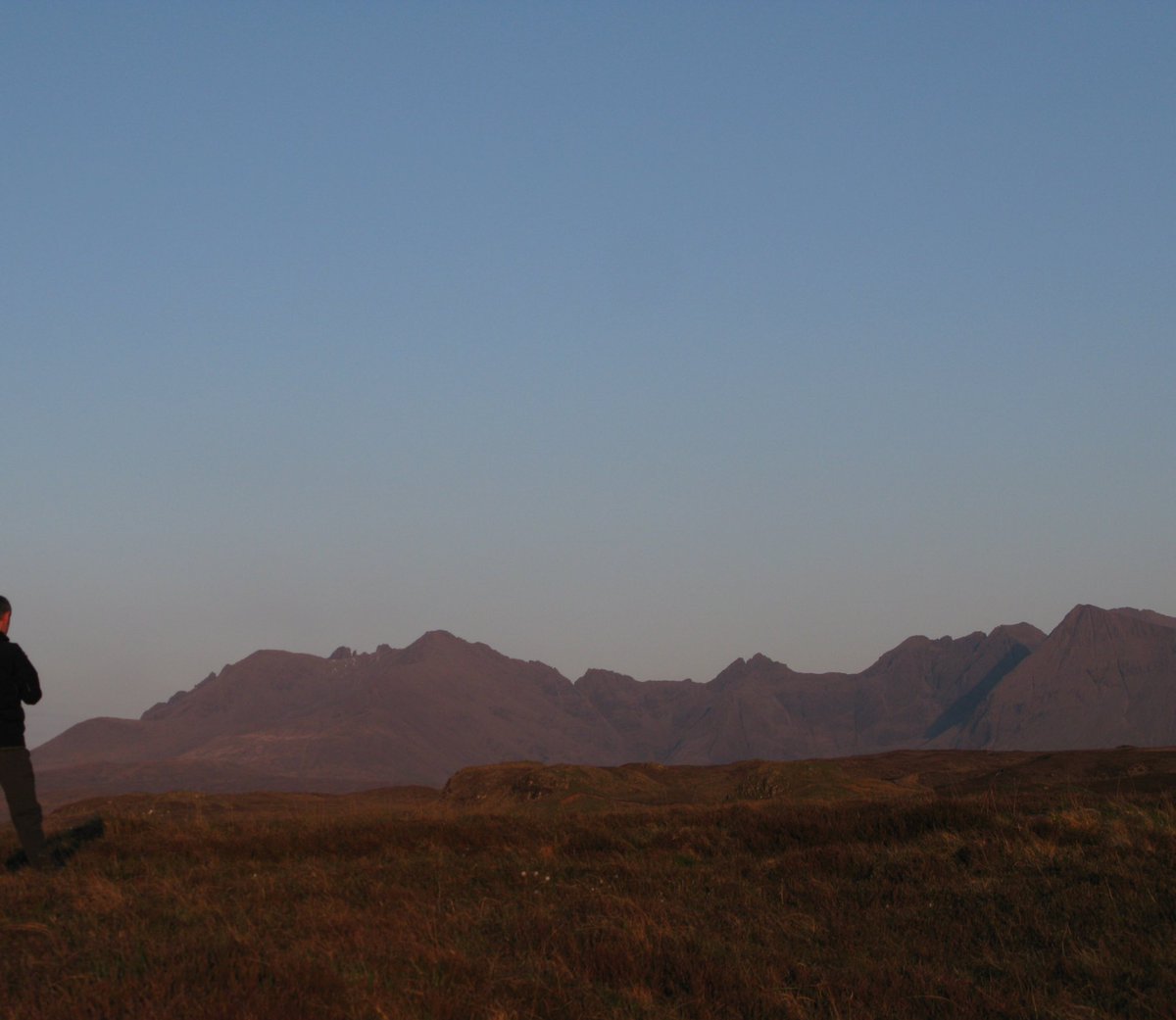 About 5 years ago I had to accept that I’d lost most photos from 2012 - today I accidentally found them! 🤗  so here are a few pics from my first trip to Skye which I’ve enjoyed looking through #cuillin #carbost #scotlandholiday