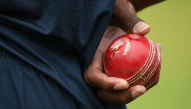 ICC Cricket Committee, led by Anil Kumble has recommended ban on saliva to shine a cricket ball (Credits: Twitter)