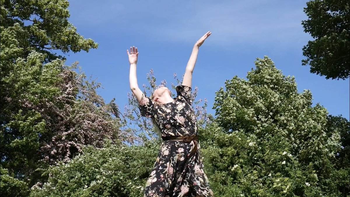 StacieBeeSays's tweet photo. Did loads of outdoor dancing yesterday &amp; noticed that no one really cared. Wonder if seeing more people engage in outdoor activities/exercise has normalised this sort of thing. Anyway I recommend it, it felt lovely. #dance #outdoordancing #nature #letsboogie 📷: @DanWorth https://t.co/QHAXxuhtjJ