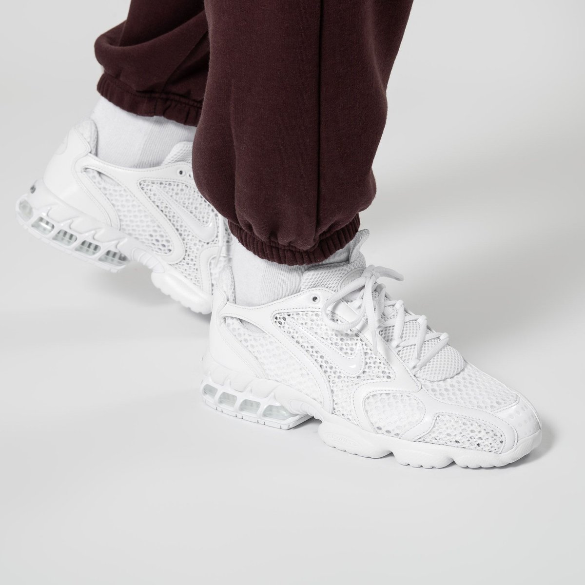 spiridon cage triple white