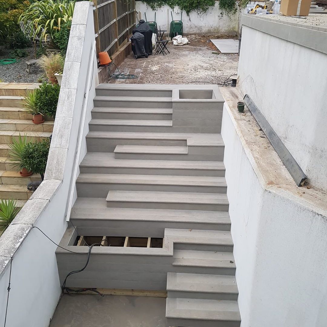 Now there's a flight of well designed Millboard steps, installed by Allondeck ltd 👌

#buildex #buildexpress #millbaord