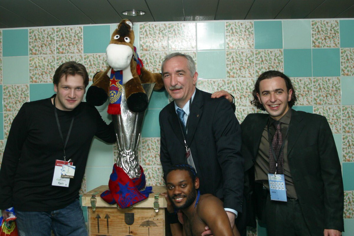RokhusShokh's tweet photo. Лиссабон 18 мая 2005 г. Финал Кубка УЕФА. 15 лет!!! Как один миг!!! Лучшие мгновения моей футбольной жизни! https://t.co/ScSG6Mv3Si