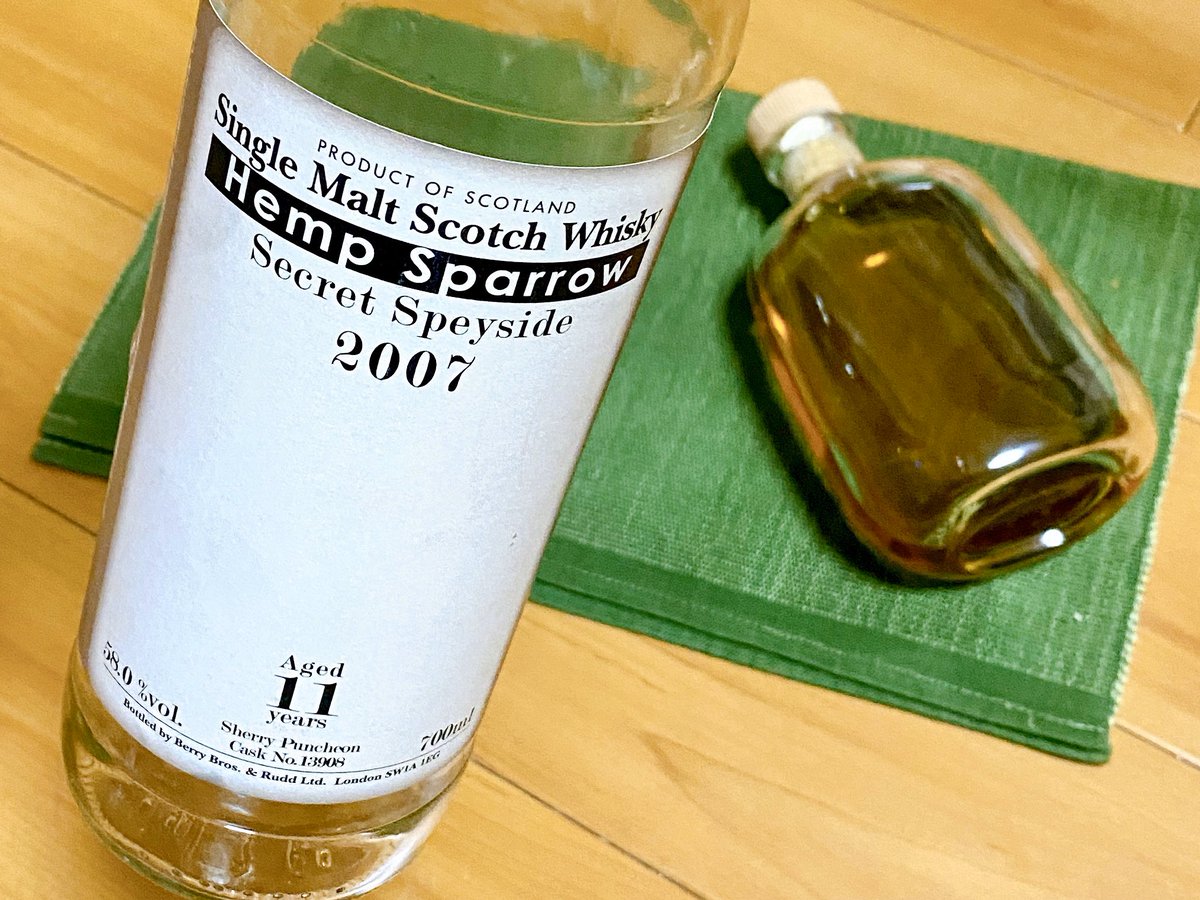 Vivacchus1's tweet photo. 思い出がどんどん美味しく消えてく…
麻雀牌の白牌です 白・發・中のね
#hempsparrow
#白州蒸溜所限定シングルモルト
🔹ソムリエ厳選の🍷いかがですか?
https://t.co/XfSJYYx7Eo
🔹ファンディング頑張ってます!
https://t.co/6FJx4jfETK… https://t.co/jDo1xJb2OC