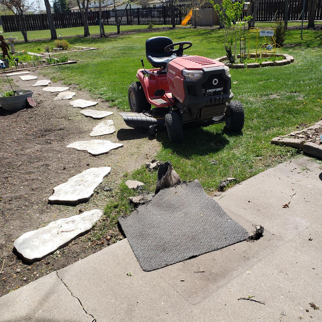 GWN_ITV's tweet photo. Who knew that you aren't supposed to mow over an outdoor carpet mat? #everyone #Iblamemyself https://t.co/vc4RwcGTbx