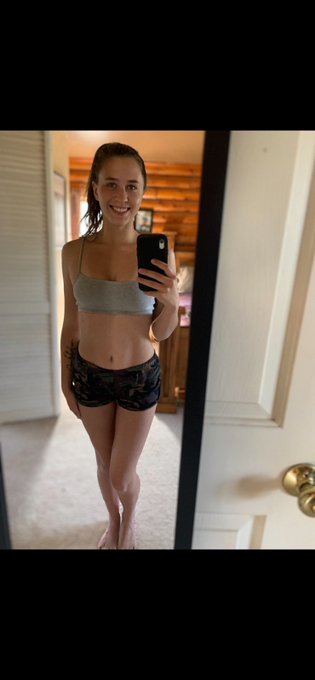 Should I take some stretching pics for my onlyfans? 😉 https://t.co/2PhI4RGF49 https://t.co/KKgPiKjeE<a href="/tag/humpdayhappiness"class="tags"><span>#humpdayhappiness</span></a><a href="/tag/humpdaytreat"class="tags"><span>#humpdaytreat</span></a><a href="/tag/humpdayvibes"class="tags"><span>#humpdayvibes</span></a>