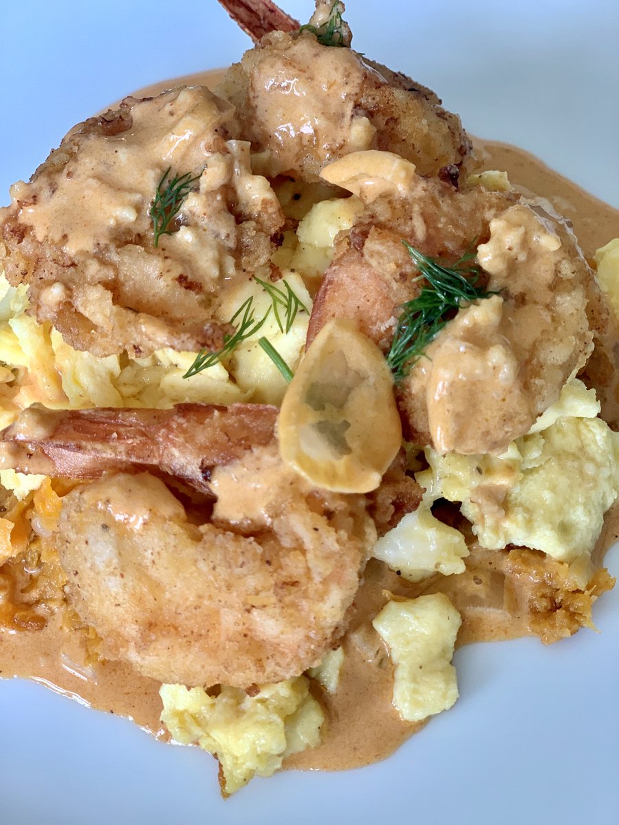 Restaurant-worthy #brunch at home! asiliglam.com/2020/05/restau… #buttermilkshrimp #cajuncreamsauce #sweetpotatohash #delicious