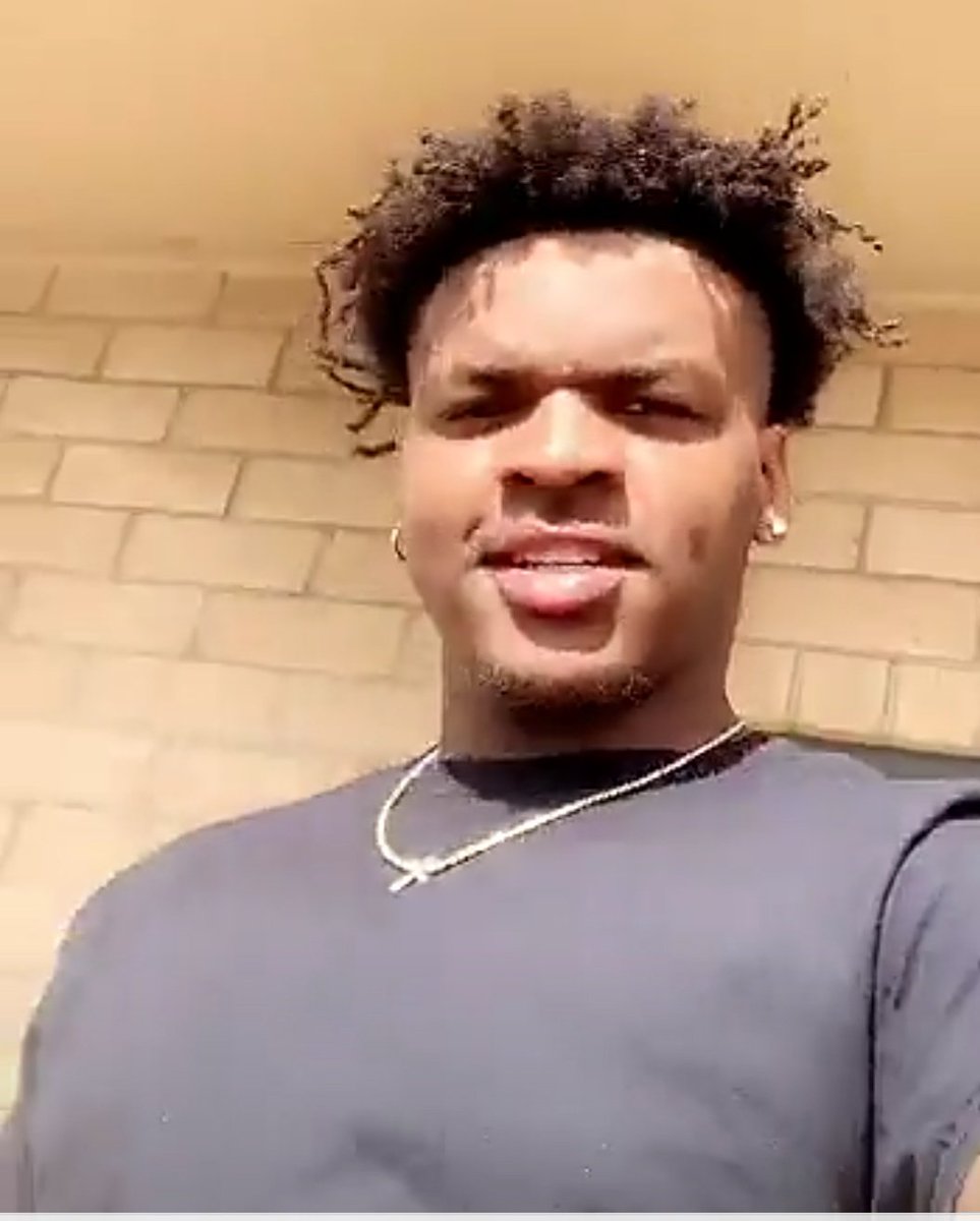 JeffGodley1's tweet photo. Happy 19th Birthday to my son @Kvng__Jayce Keep dreaming and reaching for the stars and work to make those reality remember your daddy always got your front, back and side to side in my UGK voice..Lol.. Proud of you Jayce!!! Real talk°° https://t.co/9nTyI2Qy2e