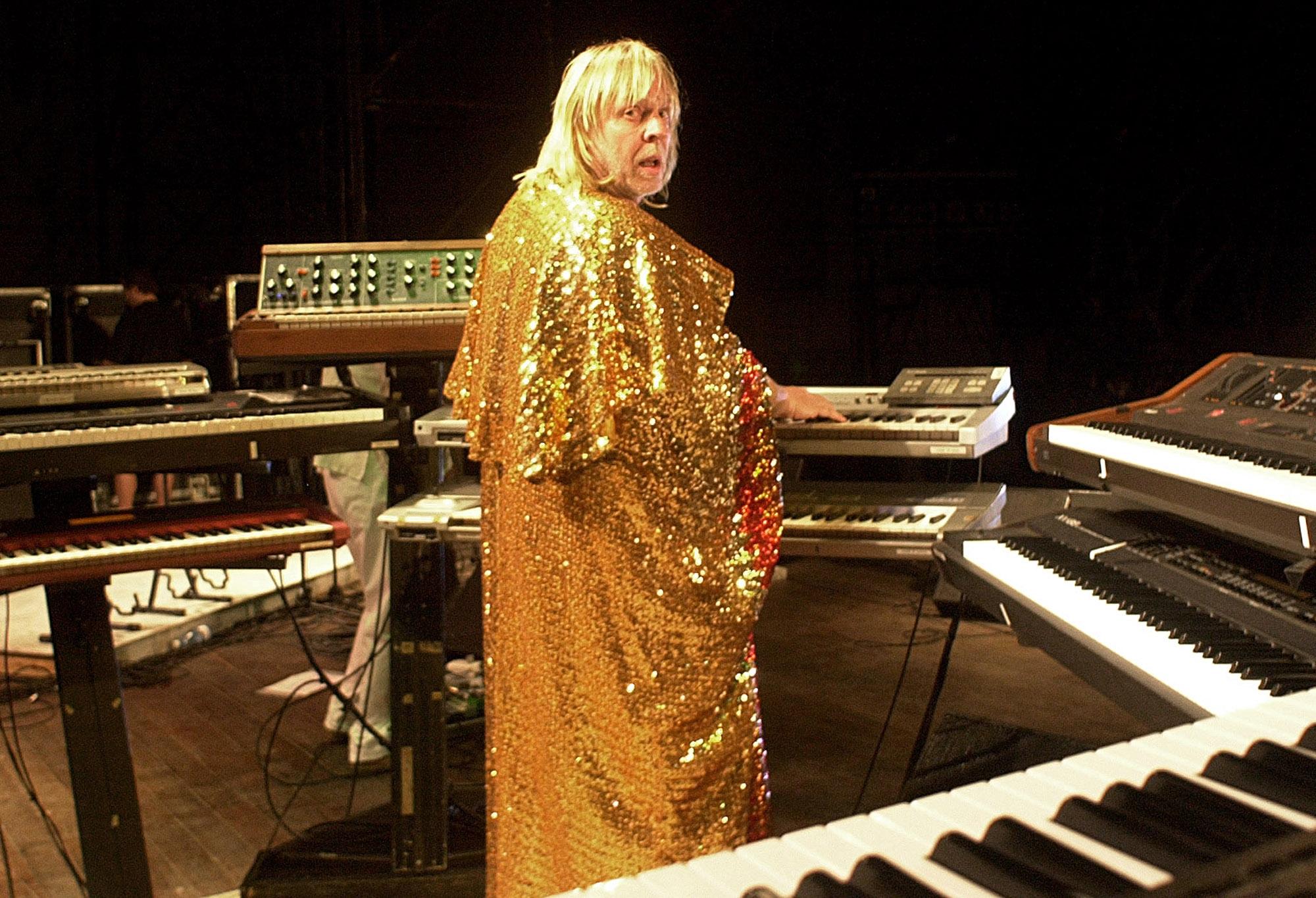 HAPPY 71ST BIRTHDAY RICK WAKEMAN      May 18, 1949
Yes 